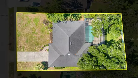 View/Area - 512 Caulder Park Rd, Seffner, FL 33584 photo 3 of 7