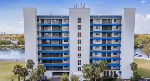 2780 N Riverside Dr #502, Tampa, FL 33602
