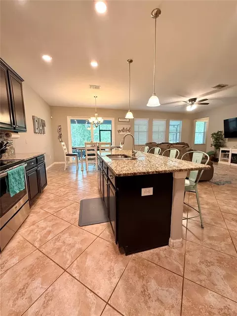 Kitchen - 14250 Blue Dasher Dr, Riverview, FL 33569 photo 6 of 6