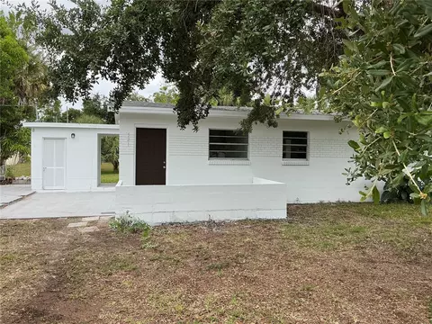 521 Showalter Ave, Punta Gorda, FL 33950