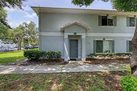 7434 E Bank Dr, Tampa, FL 33617