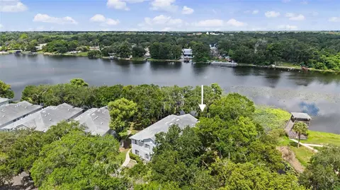 7434 E Bank Dr, Tampa, FL 33617