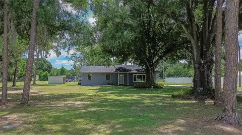 4535 Meadowview Dr, Lakeland, FL 33810