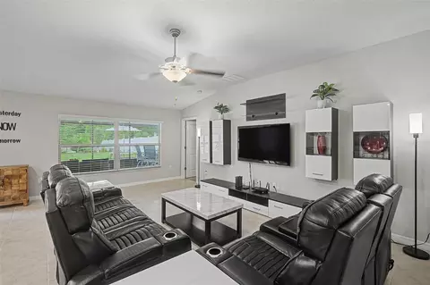 Living - 13411 Willow Bluestar Loop, Riverview, FL 33579 photo 2 of 3