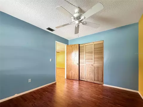 Bedroom - 6904 Williams Rd, Seffner, FL 33584 photo 3 of 5