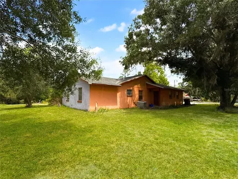 Exterior - 6904 Williams Rd, Seffner, FL 33584 photo 6 of 7