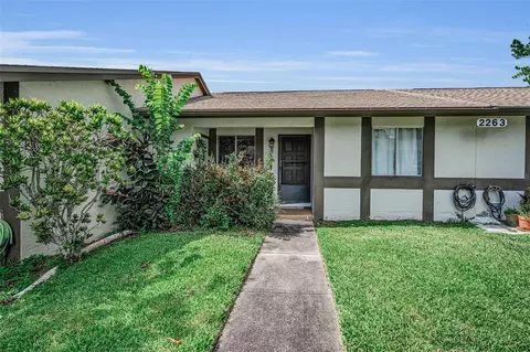 2263 Bancroft Cir N #B, Palm Harbor, FL 34683