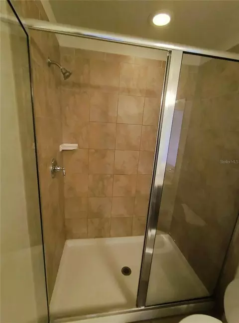 Bath - 4754 Chatterton Way, Riverview, FL 33578 photo 3 of 5