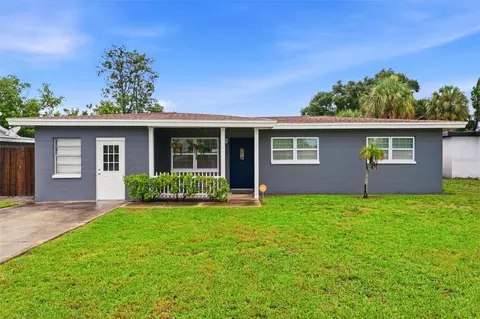 8685 Magnolia Dr, Seminole, FL 33777