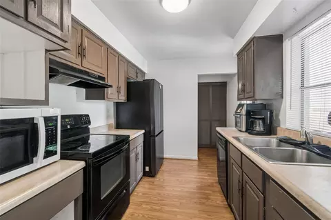 Kitchen - 6395 Treehaven Dr, Spring Hill, FL 34606 photo 2 of 2