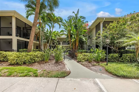 555 3rd St N #13, Saint Petersburg, FL 33701
