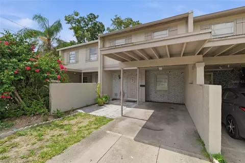 5104 Tennis Court Cir, Tampa, FL 33617