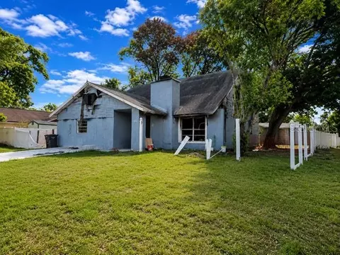 606 Forest Hills Dr, Brandon, FL 33510