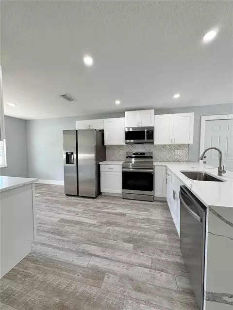 Kitchen - 142 Rosedale Ave, Spring Hill, FL 34606 photo 2 of 14
