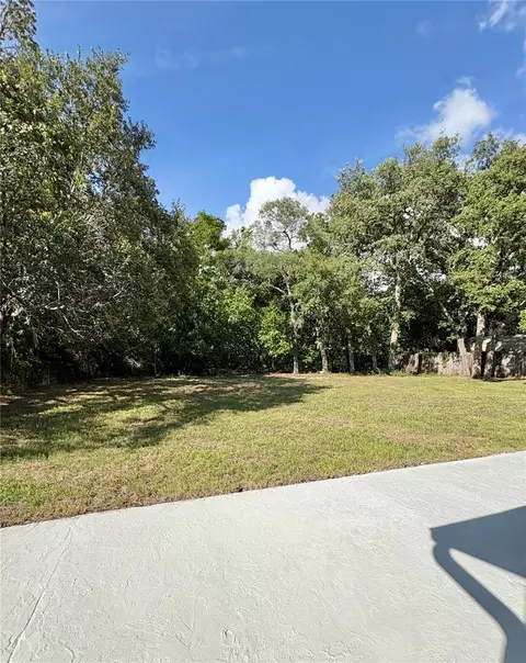 Exterior - 142 Rosedale Ave, Spring Hill, FL 34606 photo 6 of 9