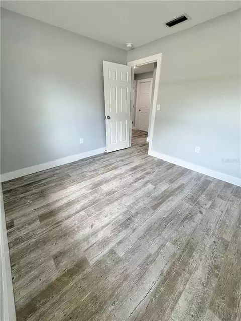 Bedroom - 142 Rosedale Ave, Spring Hill, FL 34606 photo 3 of 8