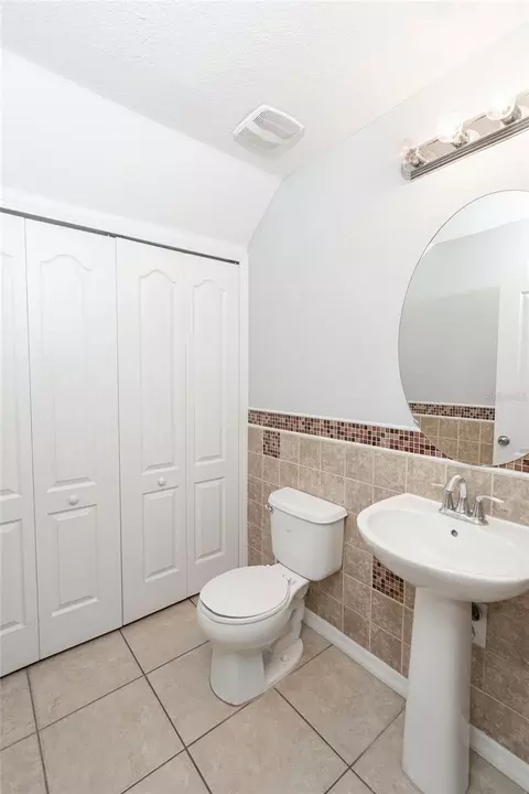Bath - 10928 Keys Gate Dr, Riverview, FL 33579 photo 1 of 8