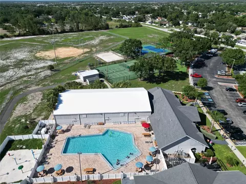 Exterior - 10928 Keys Gate Dr, Riverview, FL 33579 photo 10 of 10