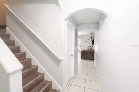 Entry Way - 10928 Keys Gate Dr, Riverview, FL 33579 photo 3 of 7