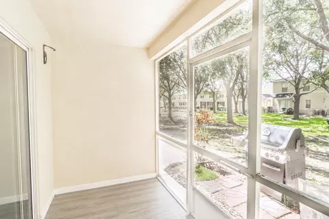Exterior - 10928 Keys Gate Dr, Riverview, FL 33579 photo 4 of 10