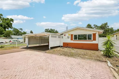 5415 1st St NE, Saint Petersburg, FL 33703