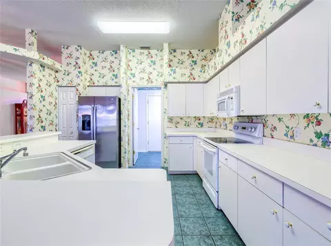 Kitchen - 11228 Windrush Cir, Hudson, FL 34667 photo 4 of 4