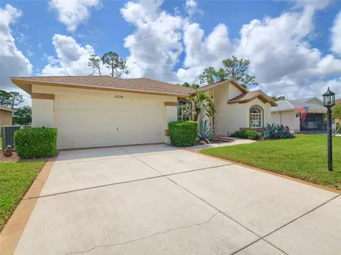 Exterior - 11228 Windrush Cir, Hudson, FL 34667 photo 11 of 13