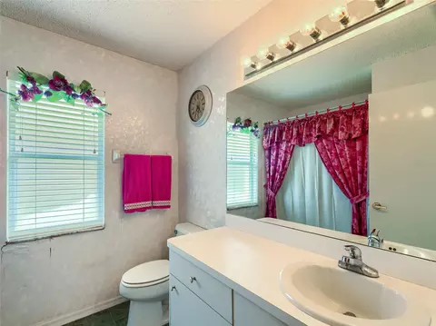 Bath - 11228 Windrush Cir, Hudson, FL 34667 photo 3 of 7