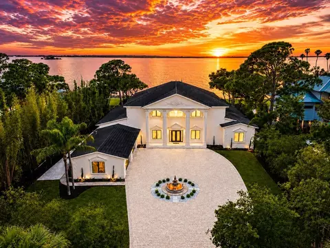 1516 Bayshore Blvd, Dunedin, FL 34698