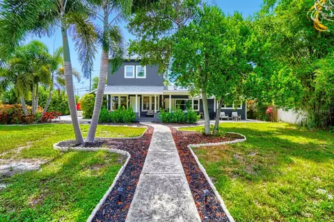 940 25th St N, Saint Petersburg, FL 33713