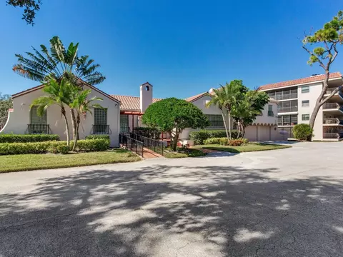 502 S Florida Ave #124, Tarpon Springs, FL 34689