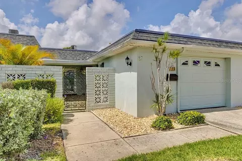 215 Boca Ciega Point Blvd N #3, Saint Petersburg, FL 33708