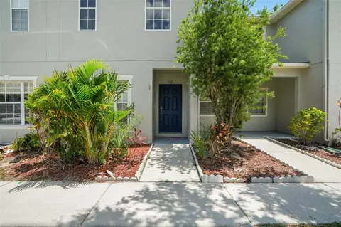 13137 Kings Crossing Dr, Gibsonton, FL 33534
