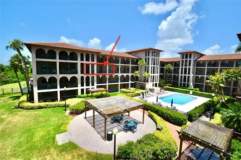 6150 Gulfport Blvd S #302, Gulfport, FL 33707