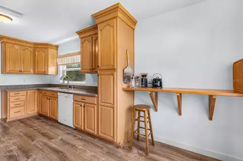 Kitchen - 11807 Cedarfield Dr, Riverview, FL 33579 photo 3 of 7