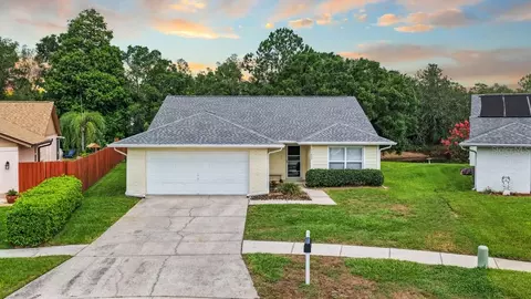 11807 Cedarfield Dr, Riverview, FL 33579