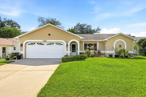 7323 Skyview Ave, New Port Richey, FL 34653