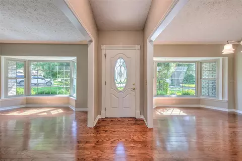 Entry Way - 2102 Whitlock Pl, Dover, FL 33527 photo 1 of 2