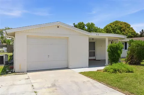3535 Garfield Dr, Holiday, FL 34691
