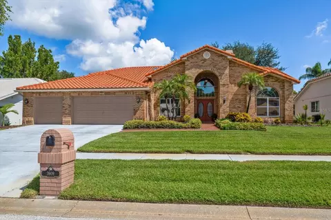 3909 Tarian Ct, Palm Harbor, FL 34684
