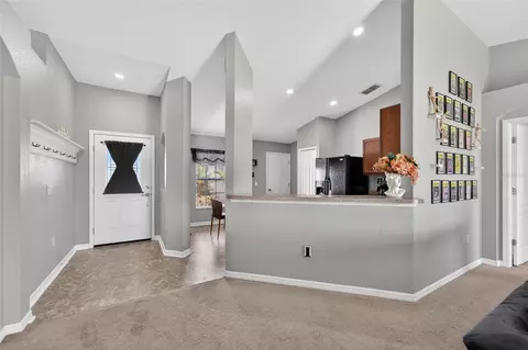 Entry Way - 603 Pointer Ln, Lakeland, FL 33809 photo 3 of 4