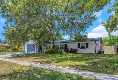 1806 Vancouver Dr, Clearwater, FL 33756
