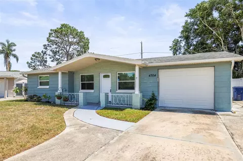 4704 Koala Dr, Holiday, FL 34690