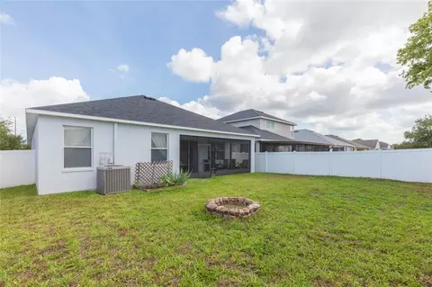 Exterior - 7020 Blue Beech Dr, Riverview, FL 33578 photo 7 of 8