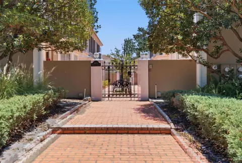 308 S Bungalow Park Ave #D, Tampa, FL 33609