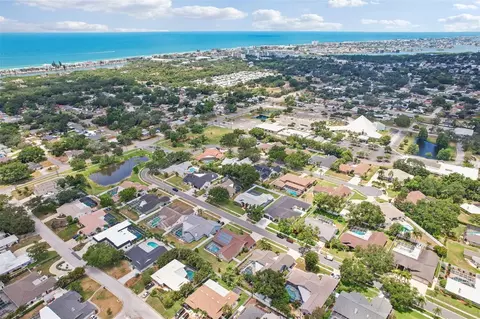 View/Area - 14426 Mark Dr, Largo, FL 33774 photo 5 of 5