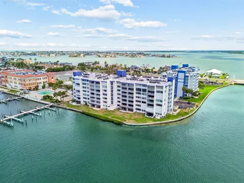 450 Treasure Island Cswy #106, Treasure Island, FL 33706