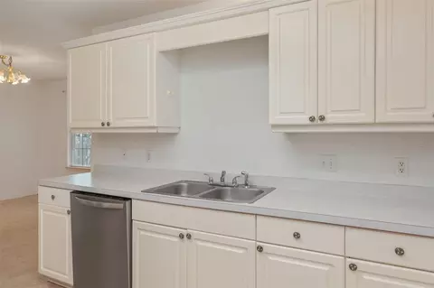 Kitchen - 1206 Ego Dr, Crestview, FL 32536 photo 4 of 4