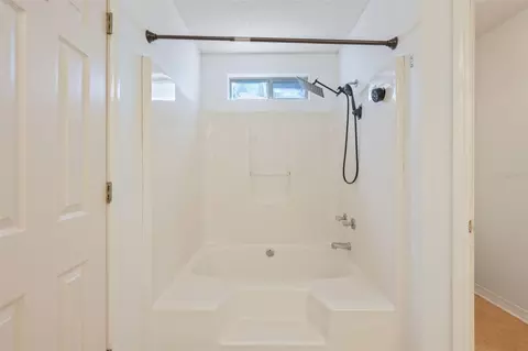 Bath - 1206 Ego Dr, Crestview, FL 32536 photo 2 of 3
