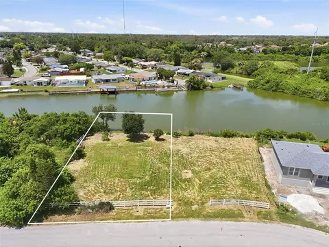 1503 Jackson Dr, Holiday, FL 34691